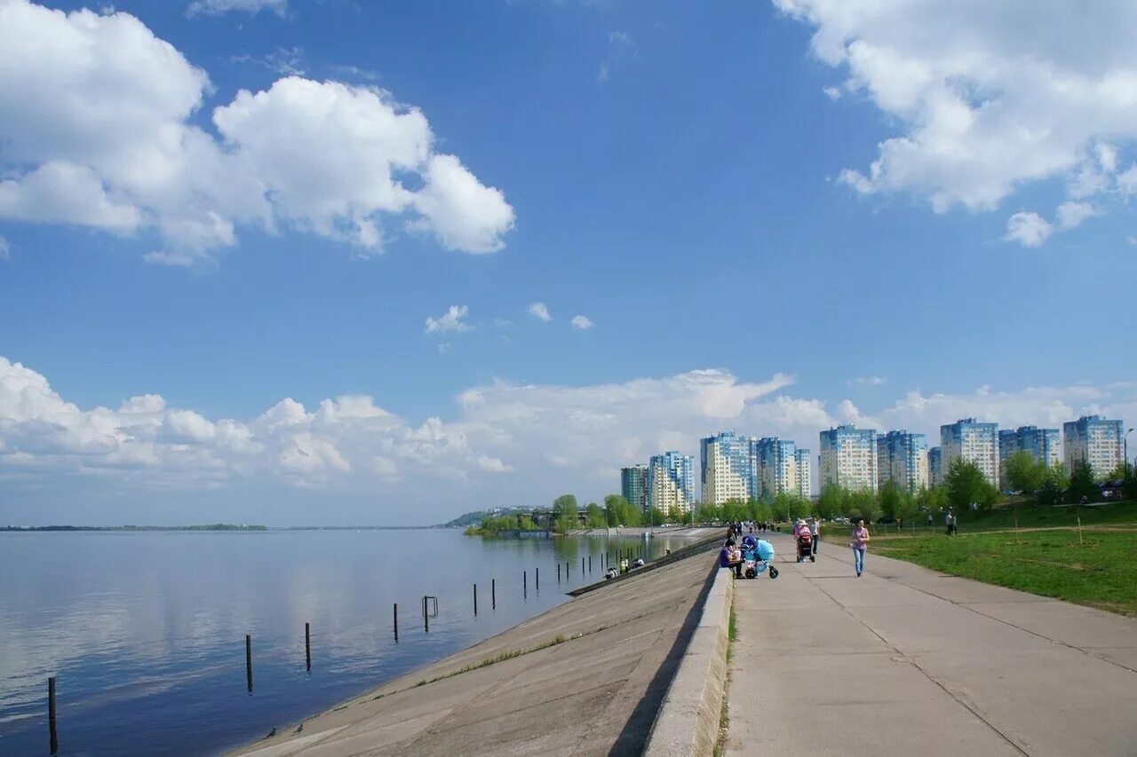 Волжская набережная Мещера. Набережная на Мещере в Нижнем Новгороде. Волжская набережная Нижний Новгород Мещера. Микрорайон Мещерское озеро Нижний Новгород Волга. Мещера центр нижний