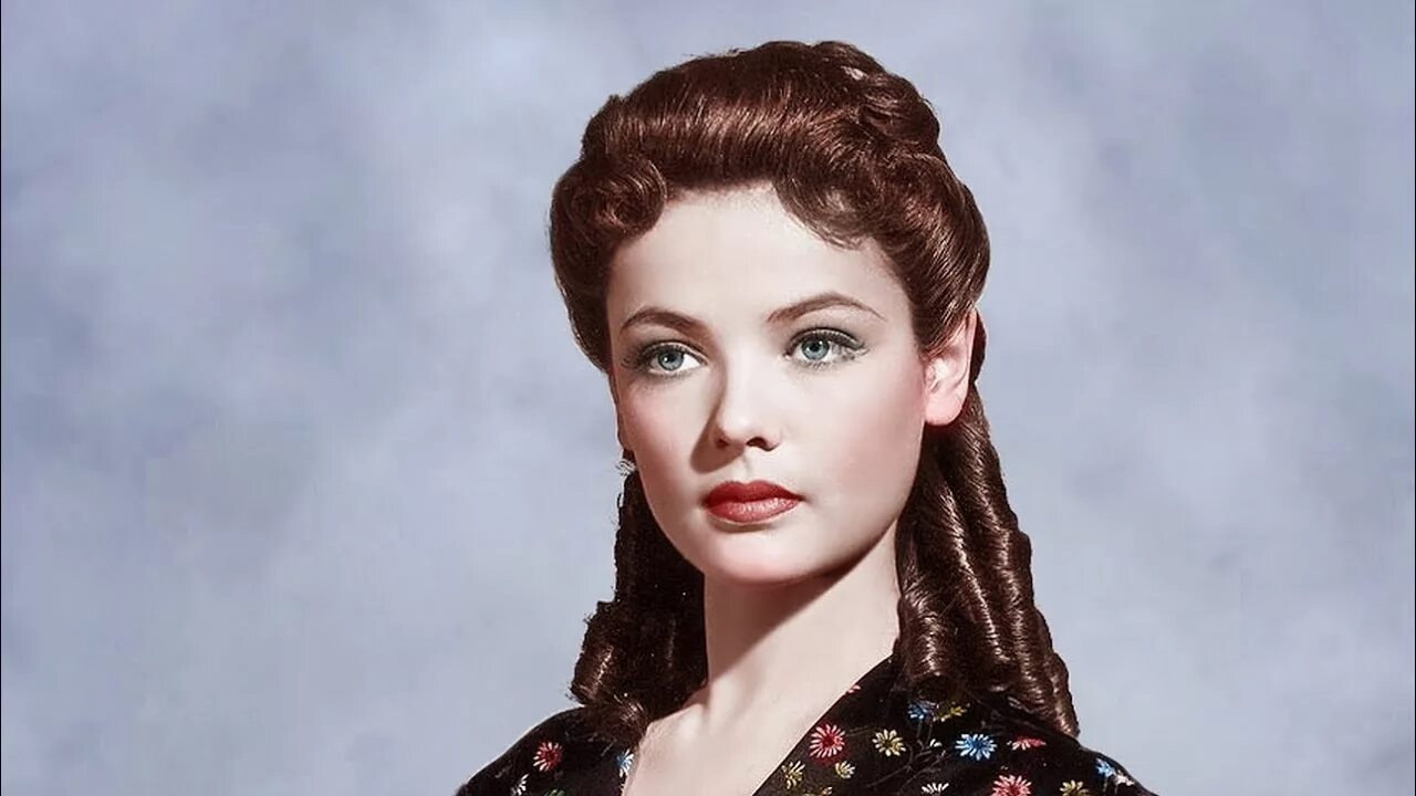 Умберто эко мягкий переплёт. Эко у. История красоты 2. Рита хейворт в молодости. Умберто эко искусство и красота в средневековой эстетике.