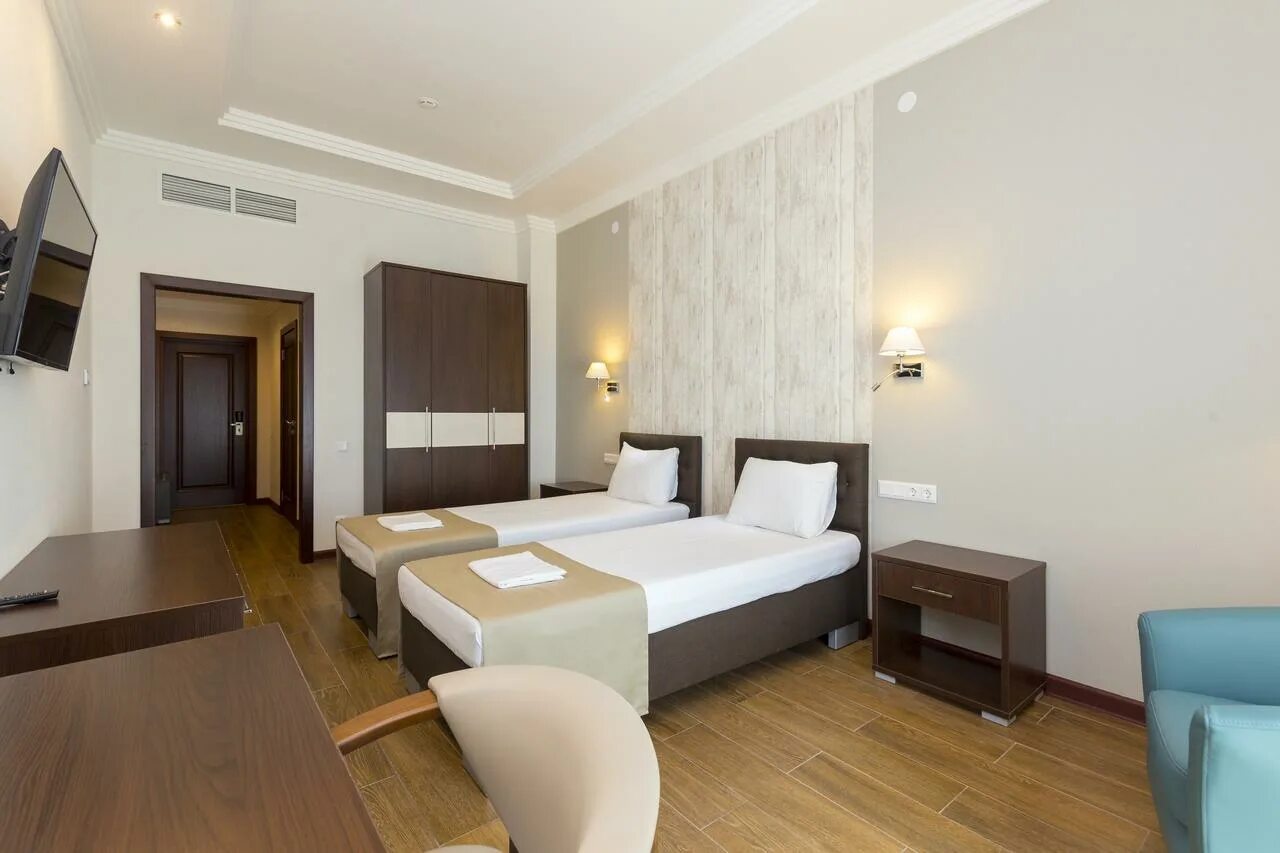 Отель солнечный номера. Rodos palace hotel. Sun palace 4 отзывы. Абхазия отель сан палас. Болгария,солнечный берег мена палас.