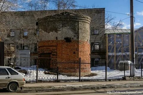 Площадь больницы