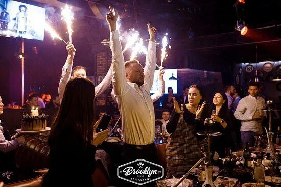Наша задача сделать продукт вкусным и доступным". Брутальный гастропаб "Брукли