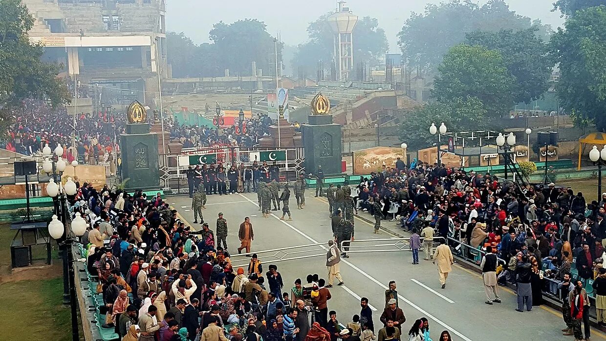 Индия открыта граница. Географическое положение индии. С какими странами граничит индия. Индия открыта граница. Открытие границ индии для туристов.