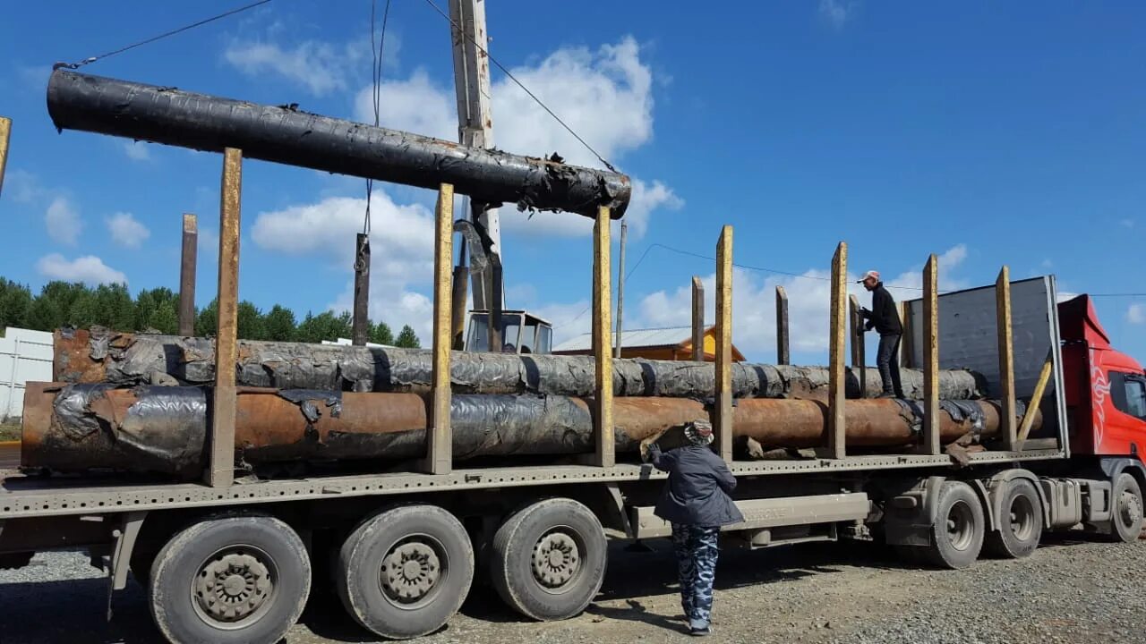 Рнг утт. Ооо стройком. Кладовщик на складе. Ооо юг снаб логистик. Трубовоз для труб 630мм.