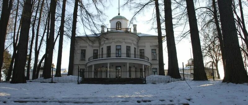 Логос фото. Усадьба середниково закрытая школа. Середниково музей усадьба. Закрытая школа школа пансион логос. Логос усадьба щербатова.