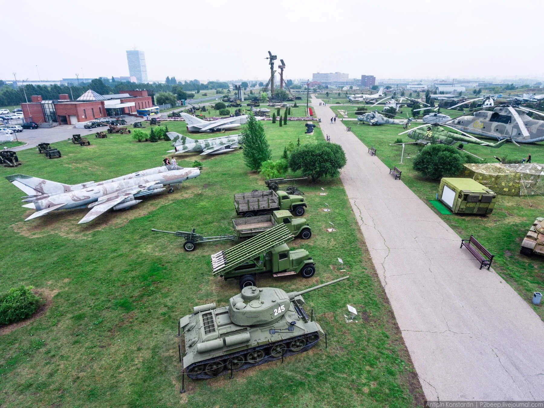 Военный музей тольятти. Парковый комплекс Сахарова Тольятти. Музей техники имени Сахарова в Тольятти. Технический музей Тольятти. Военный музей в Тольятти.