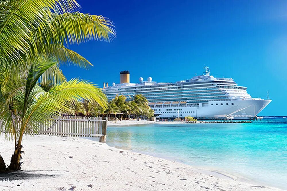Cruise holiday. Карибское море Доминикана. Круизный лайнер Карибское море. Круизный лайнер Карибы. Круиз Карибы.