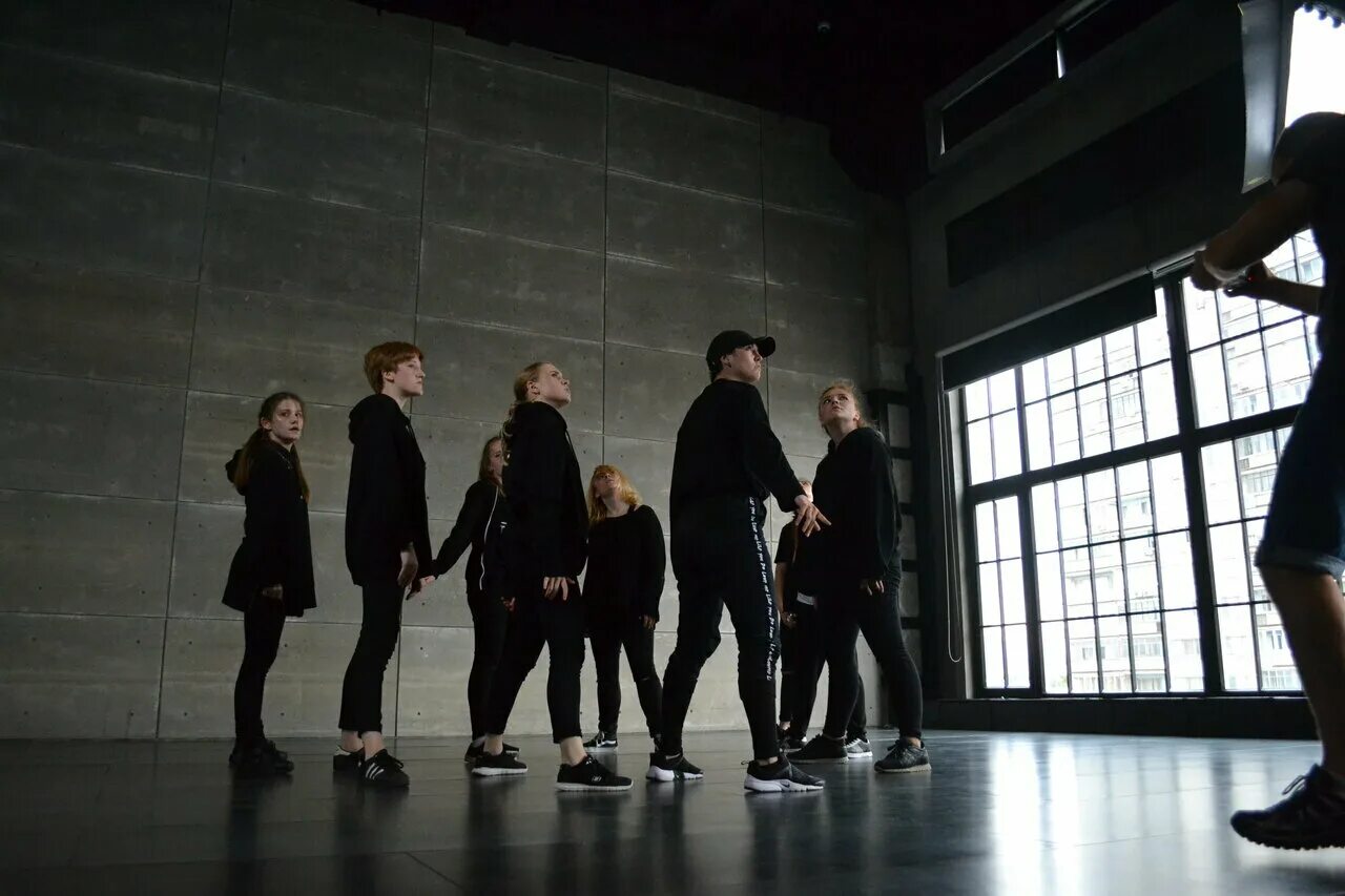 танцевальная студия москва. кпоп дэнс. танцевальные студии в корее. к поп танцы в москве занятия. к поп танцы в москве занятия.