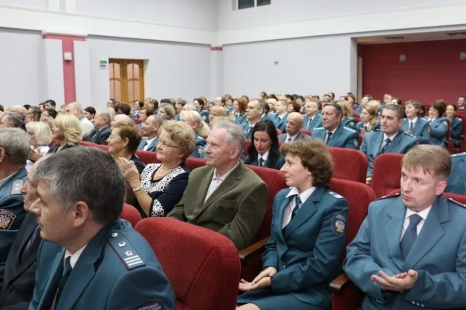 Начальник ФНС по Вологодской области. УФНС России по Вологодской области. Коллегия УФНС по Вологодской области. Сайт налоговой службы Вологодской области.