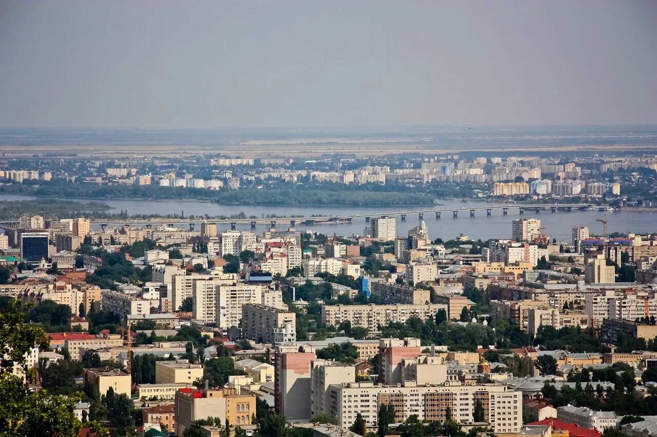 Летом были в саратове. Панорама Саратов. Саратов центр города. Город Саратов птичьего полета. Г Саратов с высоты птичьего полёта.