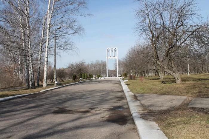 Аллея памяти кострома. Аллея славы рязань. Мемориал рязань. Аллея героев вдв рязань. Аллея героев новогражданское кладбище рязань.