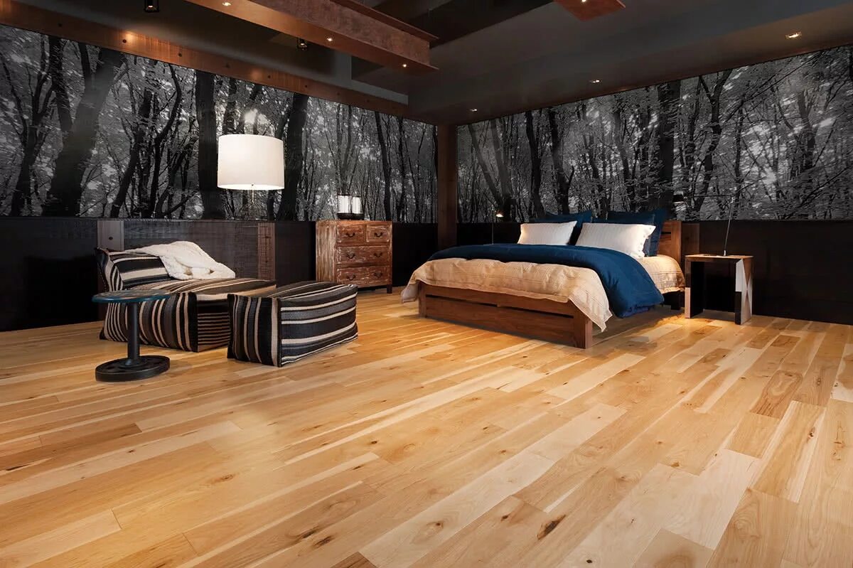 Полы будущего. Спальня с деревянным полом. Древесина в интерьере. Ламинат в интерьере деревянного дома. Паркет в спальне.