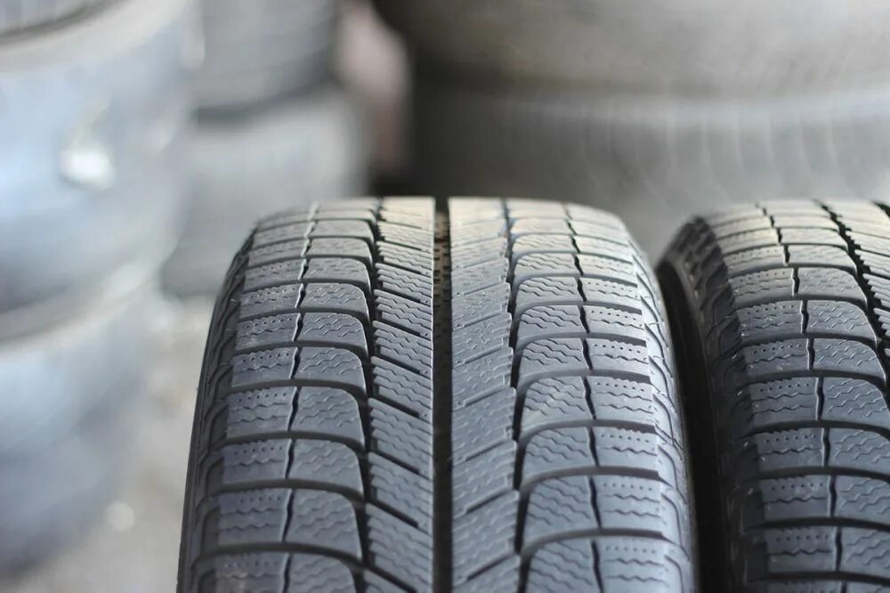 Шины michelin зимние нешипованные. Michelin x-ice xi3. michelin x-ice 3 (xi3). michelin x-ice 3 185/65r15. мишлен x ice xi3 tl.