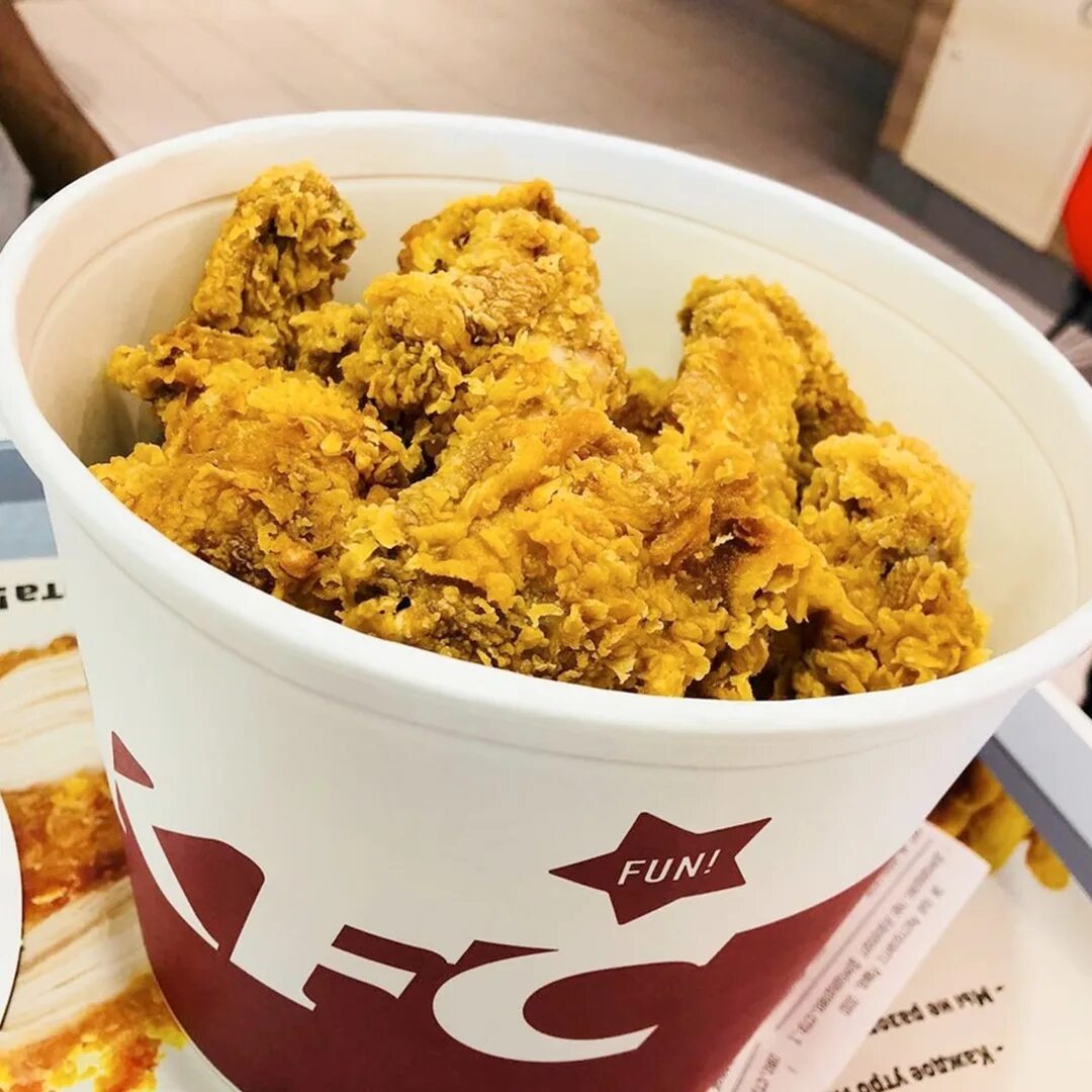 Доставка крылышек kfc