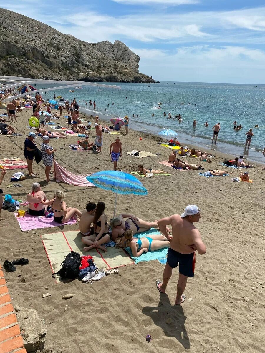 море песок. море пляж. центральный песчаный пляж анапа. на пляже купание. пляж там где пляж.