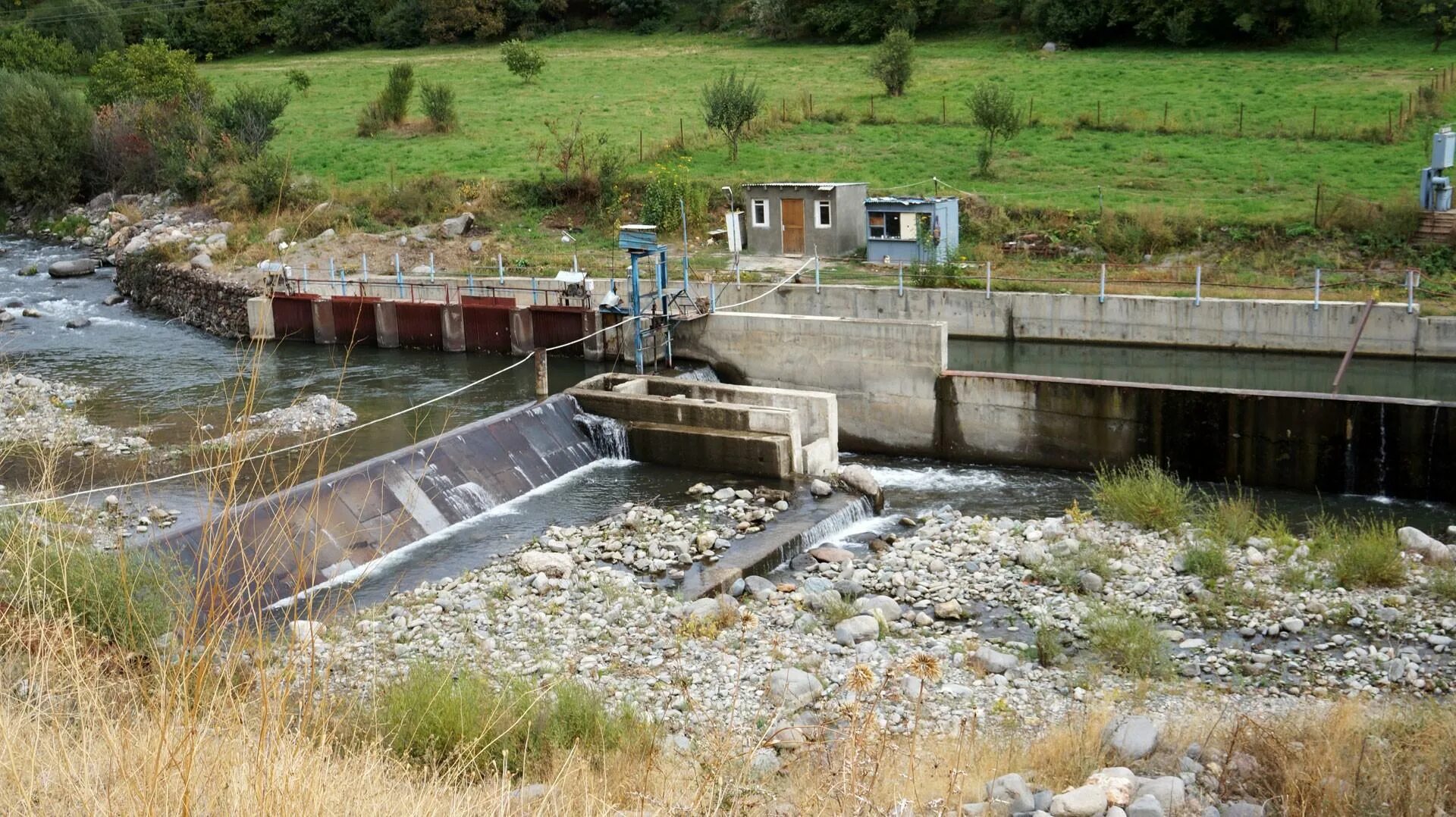 Погода плотинное. ГЭС/Mini Hydro Power Plant. Плотинная малая ГЭС. Енашиминская ГЭС. ГЭС малые (до 5 МВТ);.