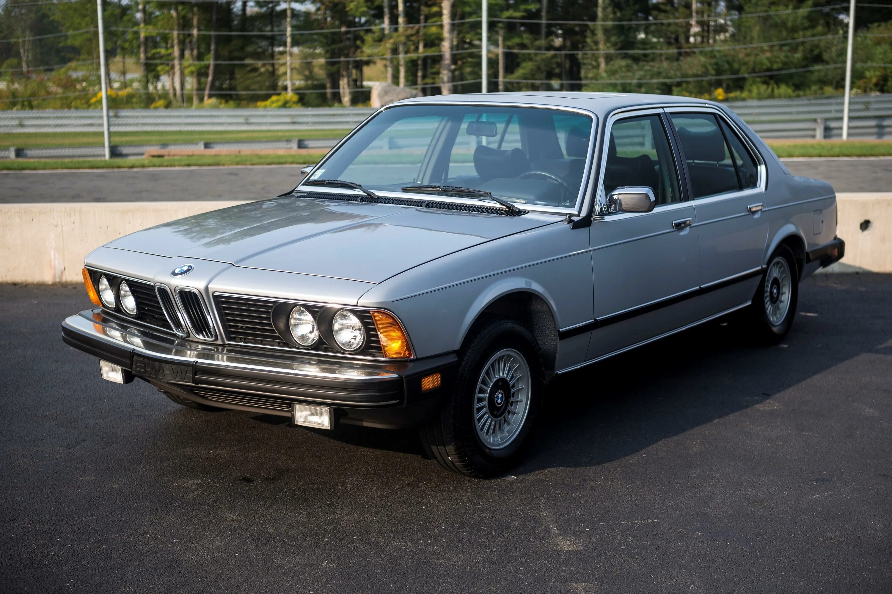 Первый седьмой. BMW 7 e23. БМВ 728 е23. BMW 7 Series (e23). БМВ 733 е23.