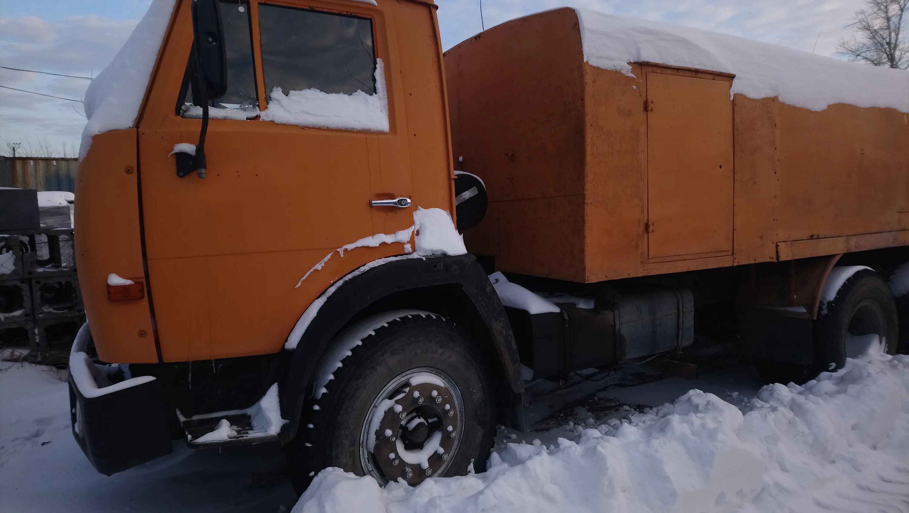 Камазы самарская область. КАМАЗ 65115 ко-512. Каналопромывочная машина КАМАЗ ко-512. Ко-512 каналопромывочная КАМАЗ 53215-1050-15. КАМАЗ 53213 ко-512.