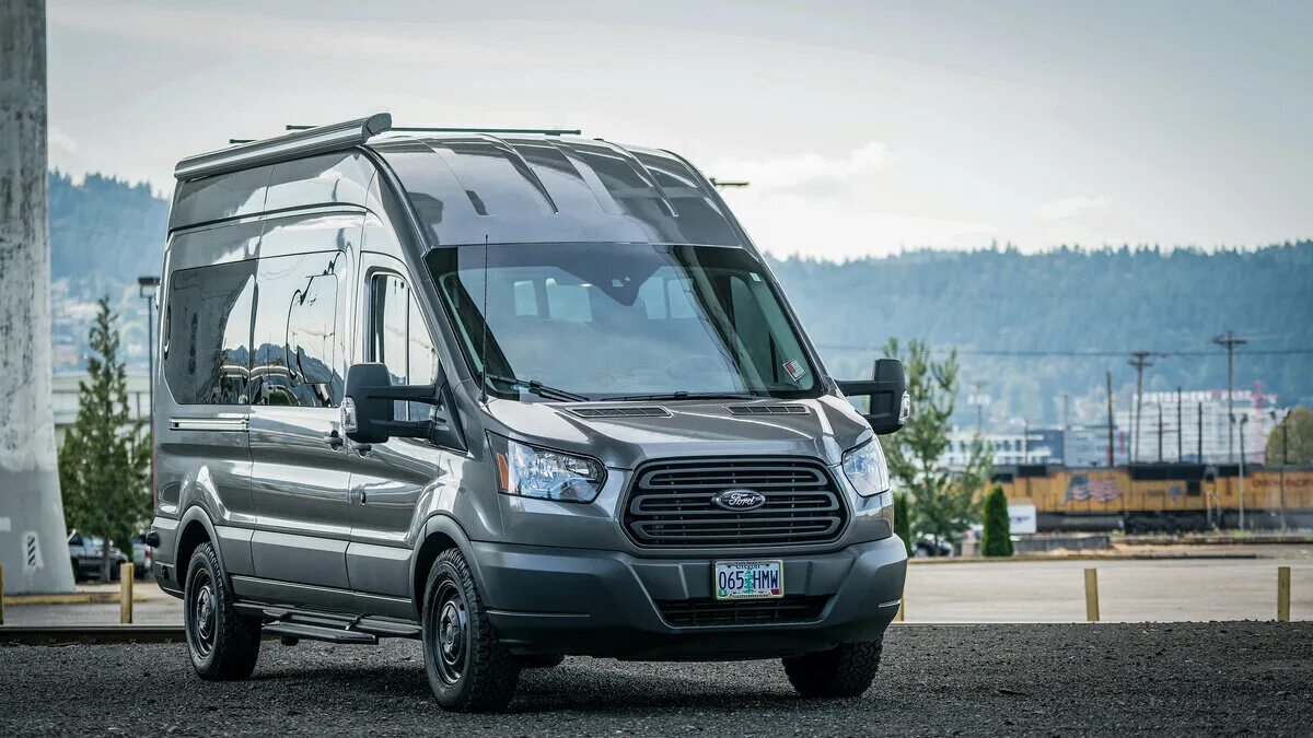 Ford Transit 2021. Ford Transit пассажирский 2021. Форд Транзит грузовой 2021. Ford Transit 2021 новый.