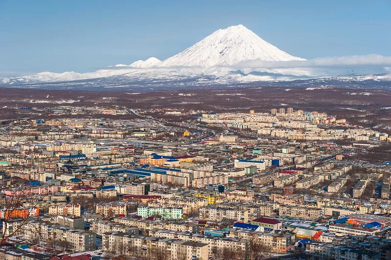 Петропавловск край. Петропавловск Камчатский Лариса Зимовская. АВАЧАВИКИ Петропавловск-Камчатский. Камчатский край площадь. Ул Кирова 31 Камчатка Петропавловск Камчатский.