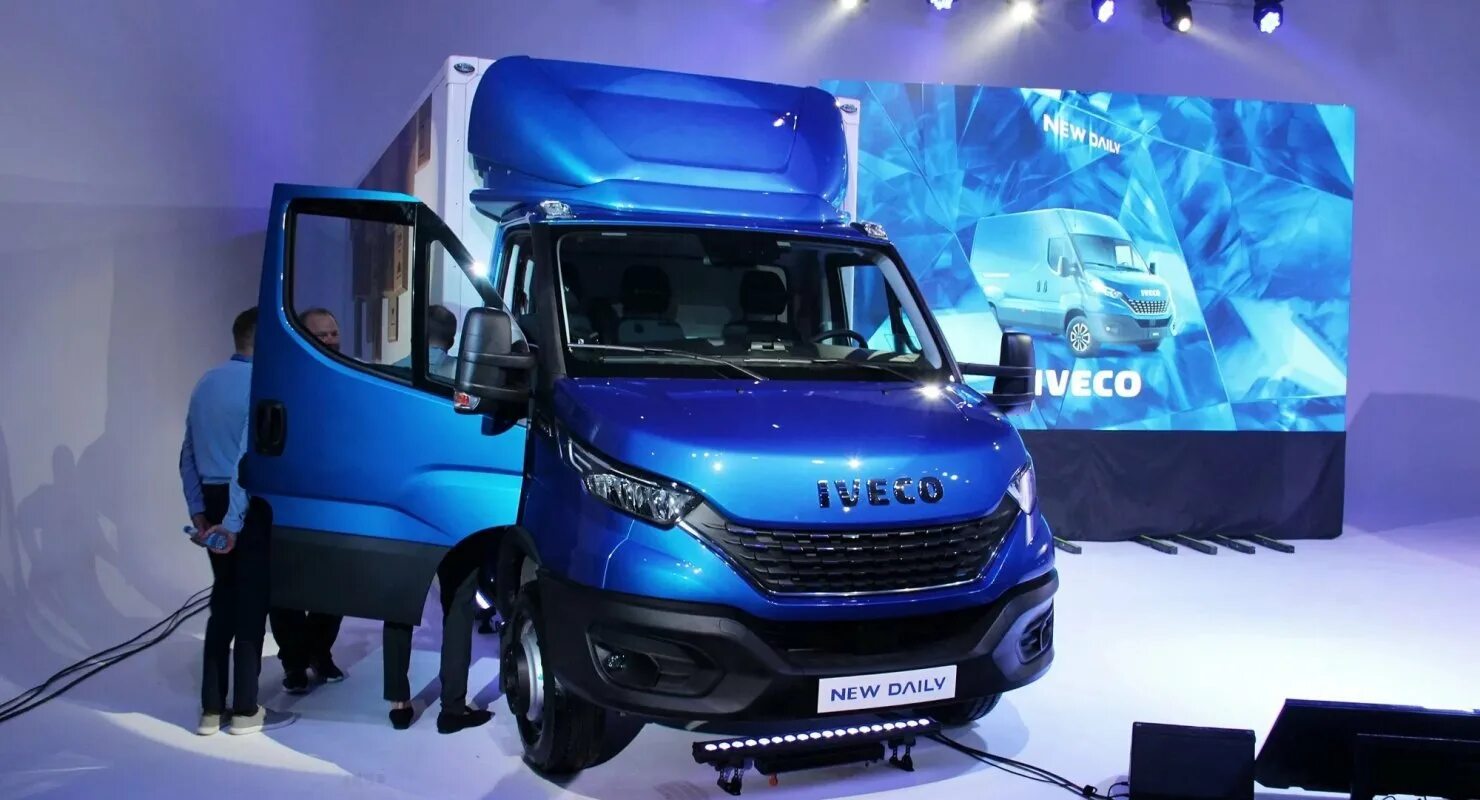 Iveco 2025. Iveco daily 2025. ивеко дейли 2025. ивеко дейли 2025 года.