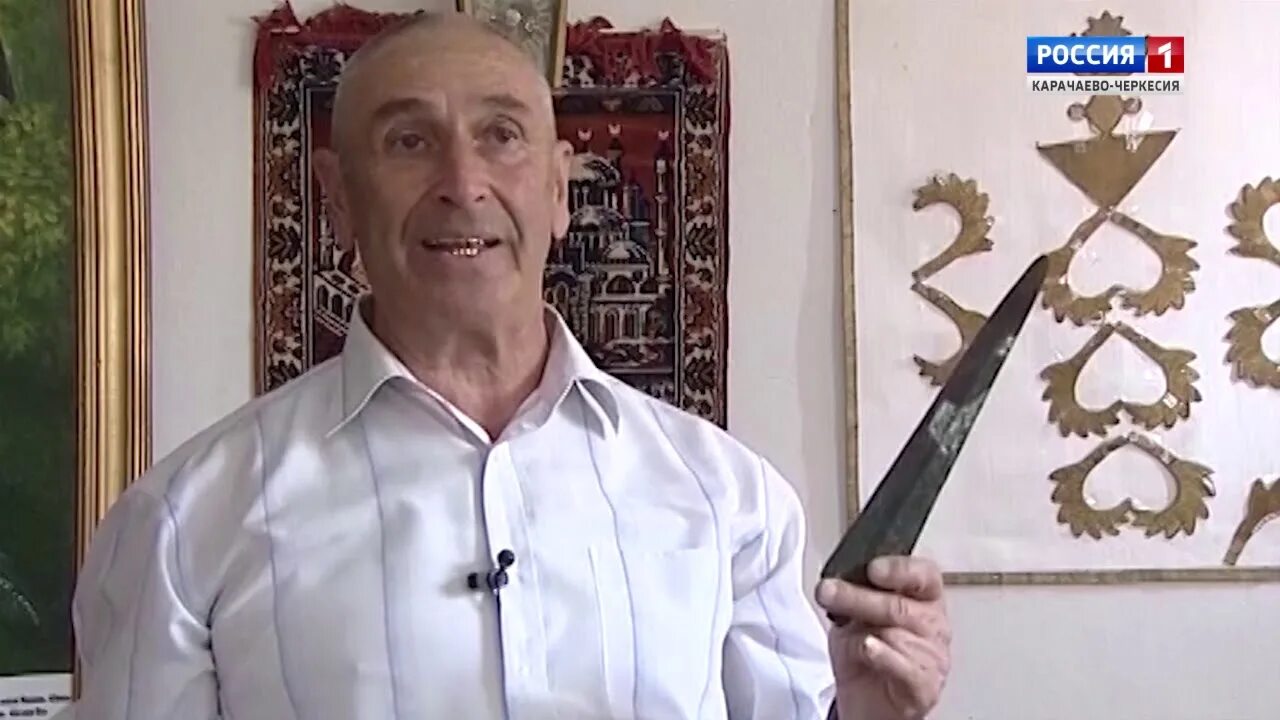 Абазинские поэты. Пасарби кучукович цеков стихи. Микаэль чикатуев стихи. Абазинские поэты. Абазинские поэты.
