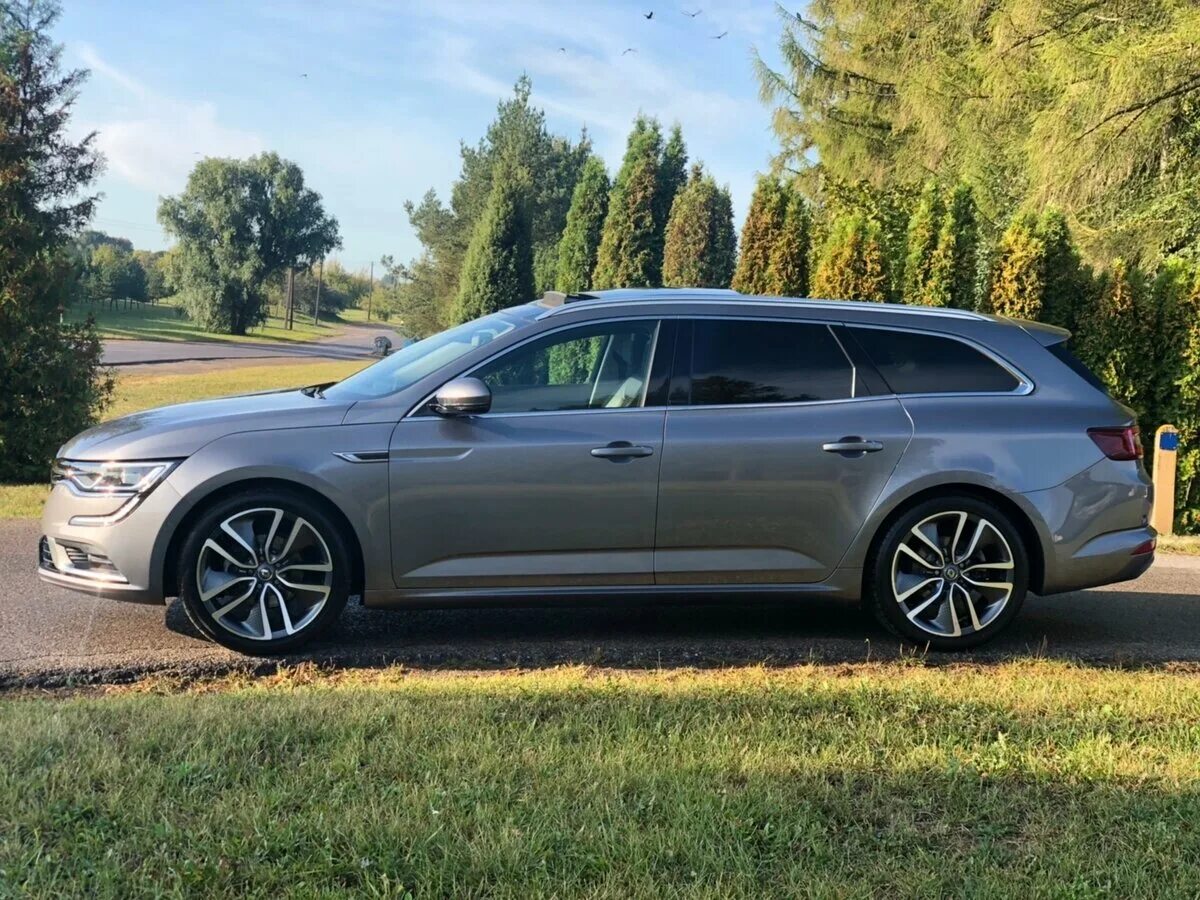 Рено универсал 2019. Рено талисман универсал 2019. Renault Talisman 2016 универсал. Рено талисман 1.5 дизель. Рено талисман универсал белый.