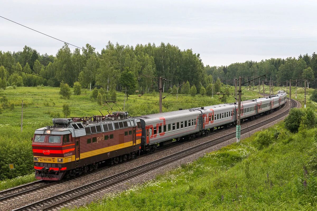 Казань вокзал электричка. Г. Жд санкт казань. Станция казань пассажирская. Казань 1 жд вокзал пути.