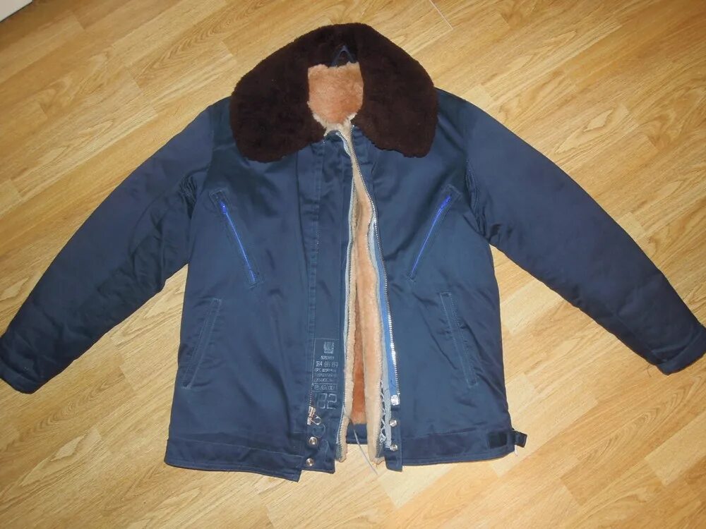 Куртки летчиков ввс. Лётная куртка 3бм ввс ссср. Куртка пилота ввс сша бомбер. Американская куртка пилот b52. Летная куртка ввс ссср бутан.