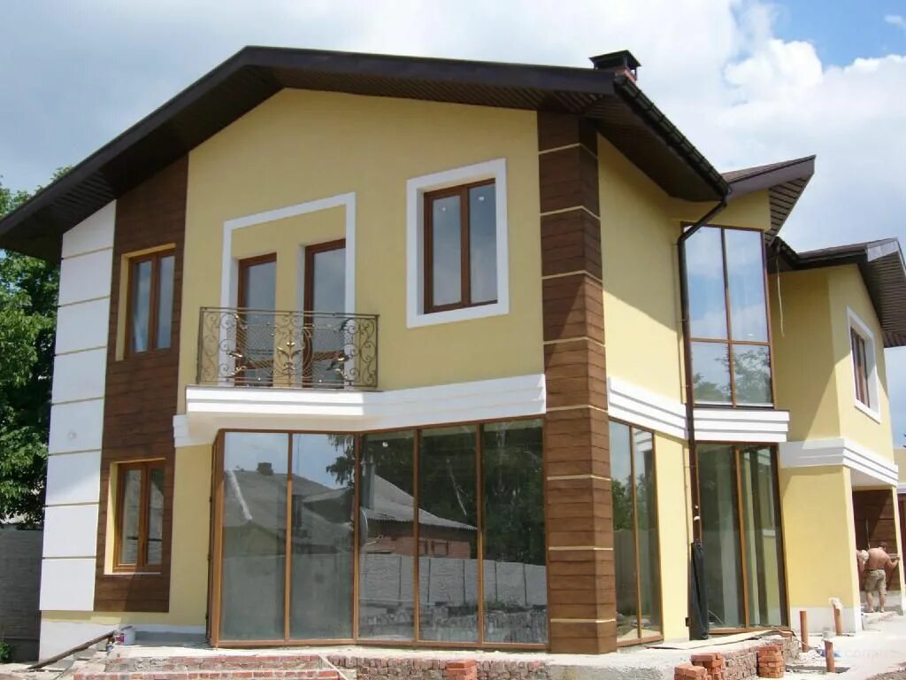 Краска для фасадов домов. Дверные таблички из акрила. Бассейн на участке загородного дома. Стол для переговоров искусственный камень купить цена. Дом акрила.