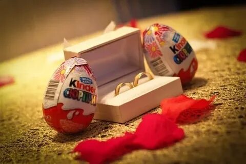 Подарить девушке подарок на новый год