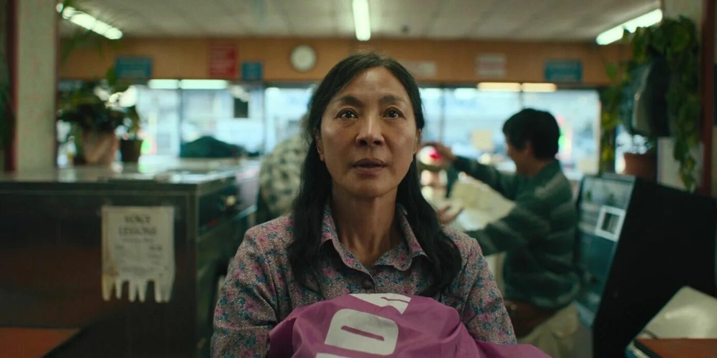 Everywhere all at once 2025. Michelle yeoh 2025. всё везде и сразу 2025.