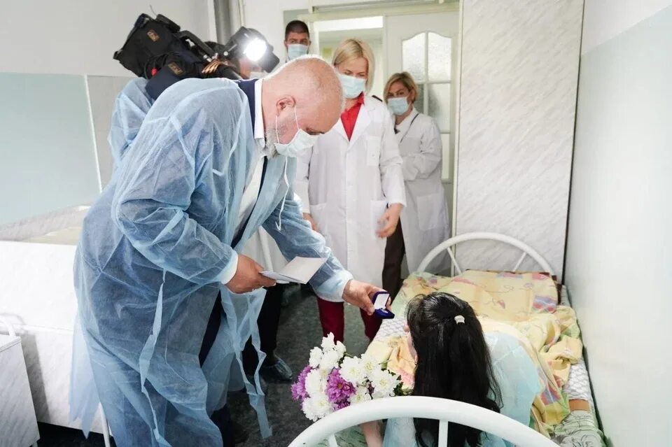 Рожденные 12 числа. 12 декабря день коституци. Рождение 12 декабря. Краснодарка родила в 51 год фото. Лабодынец 12 детей в семье щербинке.