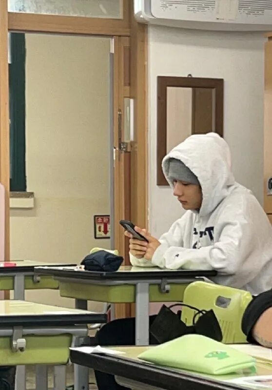 плакат а ты. ты картинка. оп сдали. сдаем деньги. форма ведомственной охраны.