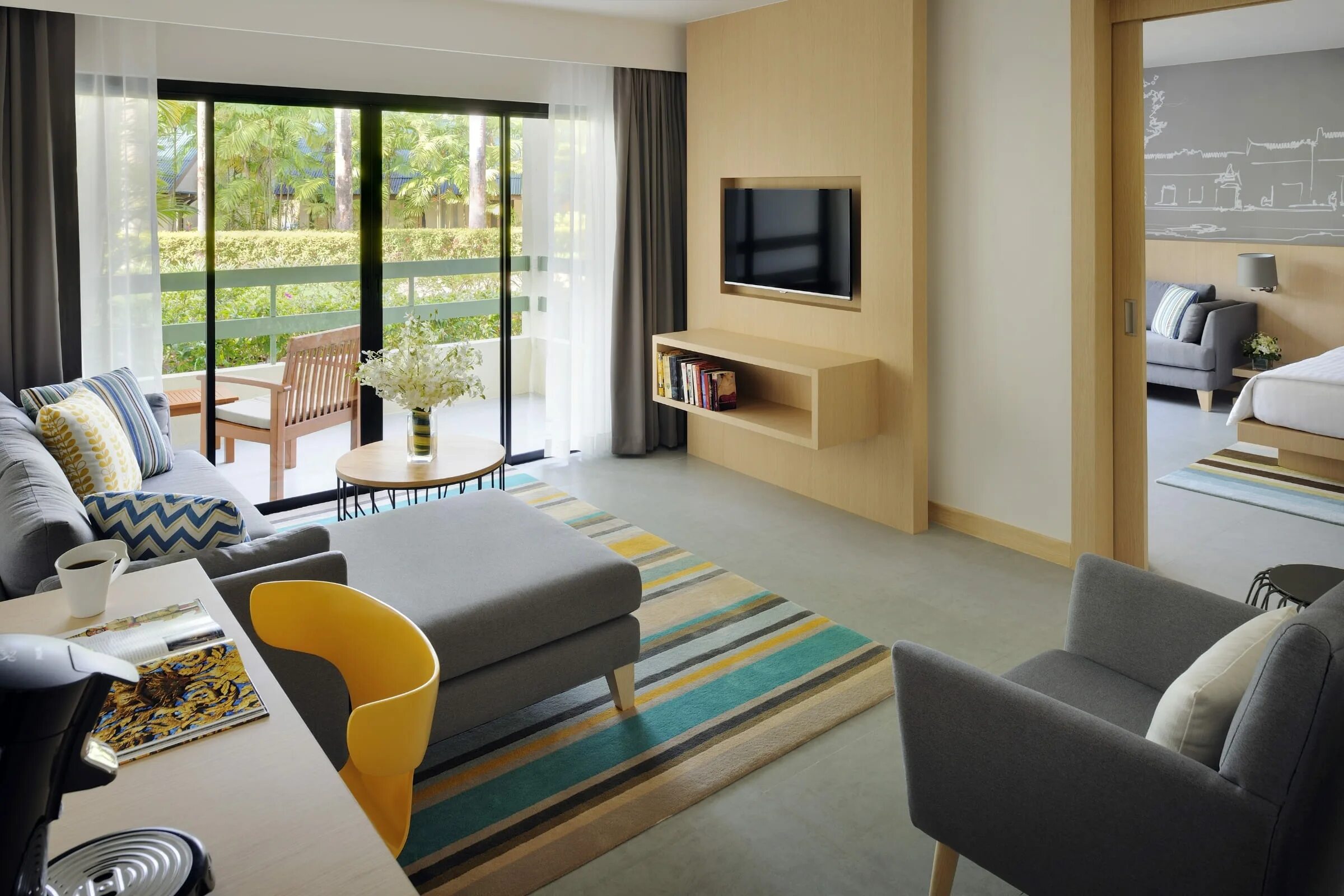 Movenpick resort karon. Отель парадокс резорт пхукет. мовенпик пхукет карон. paradox пхукет отель. paradox resort phuket 5 карон.