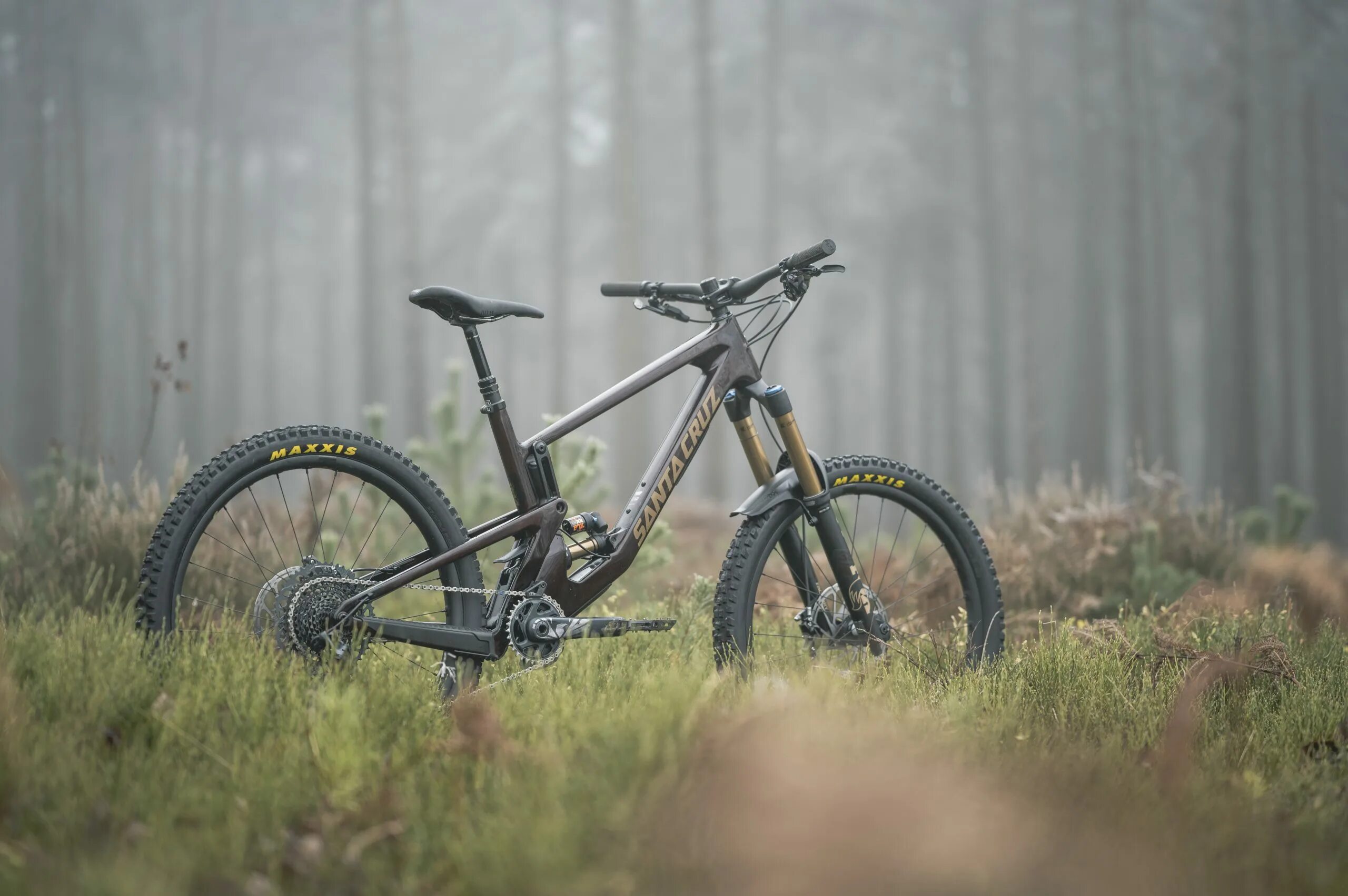Nomad обзоры. Двухподвес santa cruz. santa cruz nomad 3. 999 санта круз номад цц.