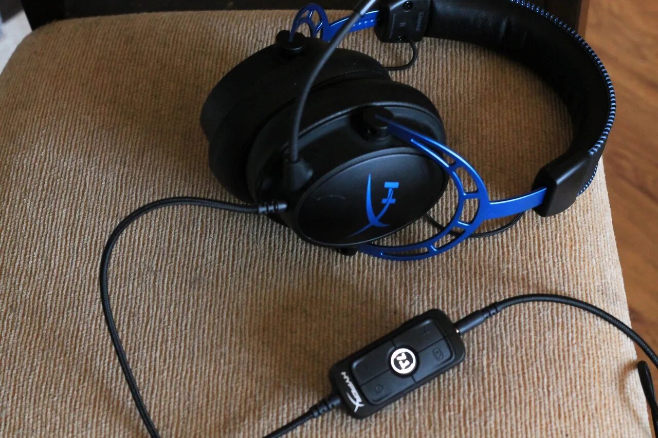 Наушники с микрофоном HyperX Cloud II черный/красный накладные Radio оголовье (4