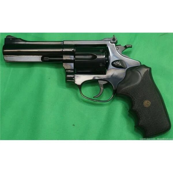 Револьвер ruger 9mm. Smith & wesson model 20. Револьвер магнум 357. Смит энд вессон модель 10. 357 магнум револьвер тактикал.