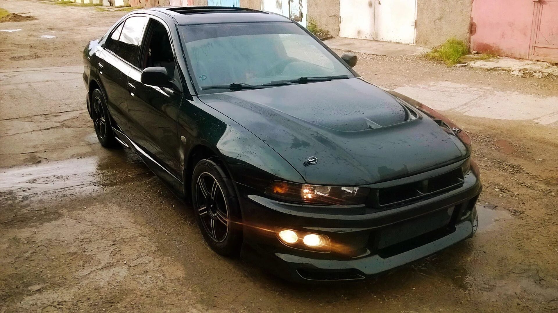 Mitsubishi galant 8 купить. Мицубиси Галант 8 черный. Mitsubishi Galant 8 Black. Митсубиси Галант 2002 черный. Mitsubishi Galant 8 2002.