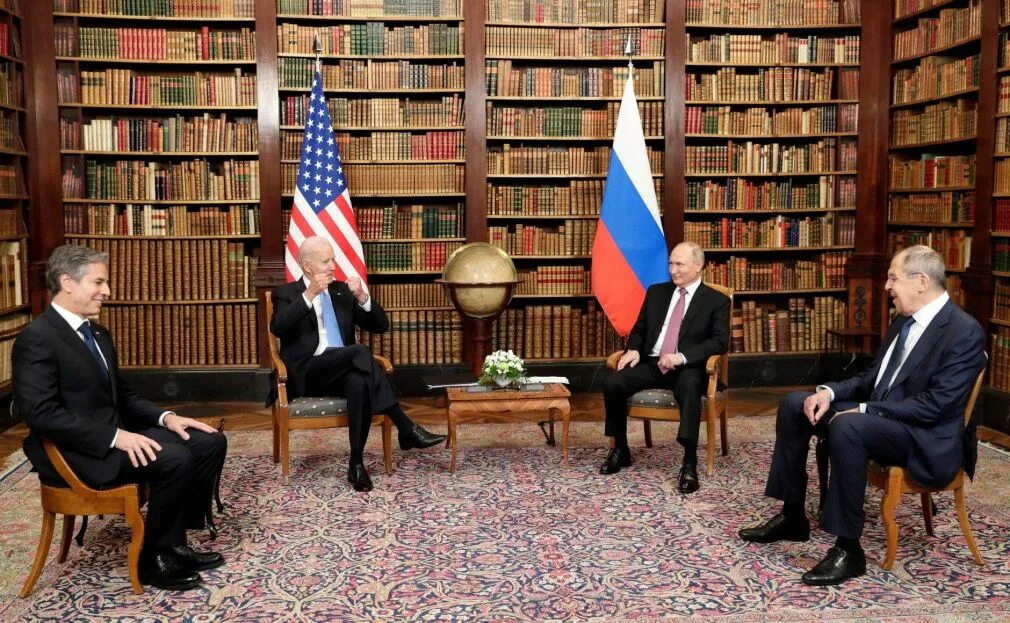 Встреча Джо Байдена и Путина. Встреча Владимира Путина и Джо Байдена в Женеве. Санкции против президентов