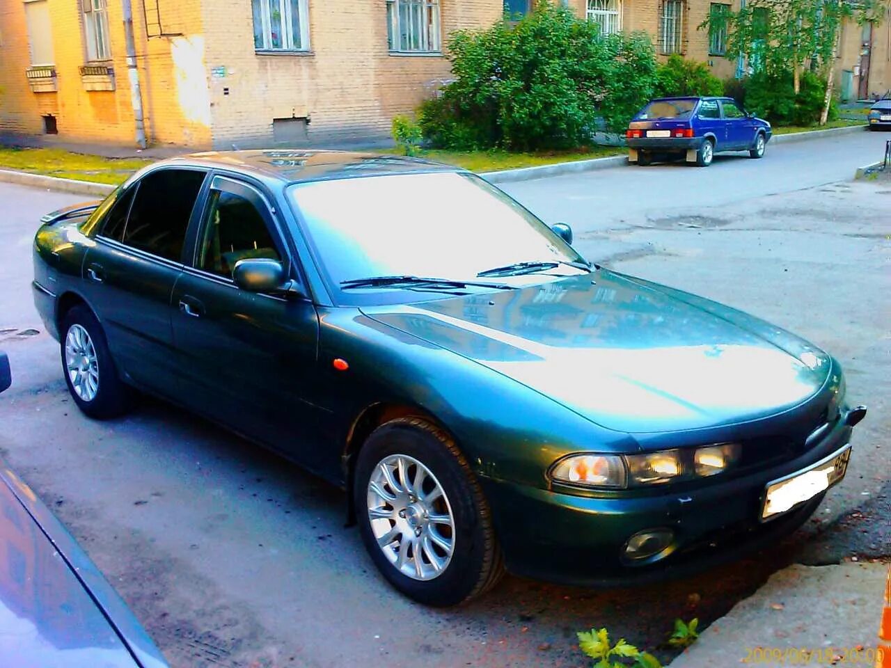 Mitsubishi 1993. Митсубиси Галант 1993. Mitsubishi Galant 1993. Митсубиши Галант 1993. Митсубиси Галант 1993 года.