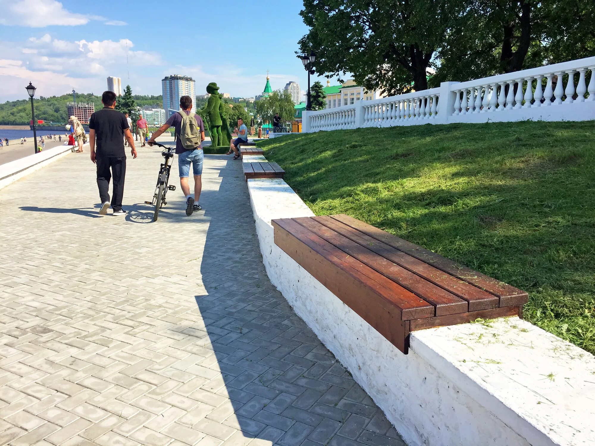 Чебоксары погулять. Московская набережная Чебоксары. Набережная города Чебоксары. Московская набережная Чебоксары после реконструкции. Чебоксары Московская набережная Волги.