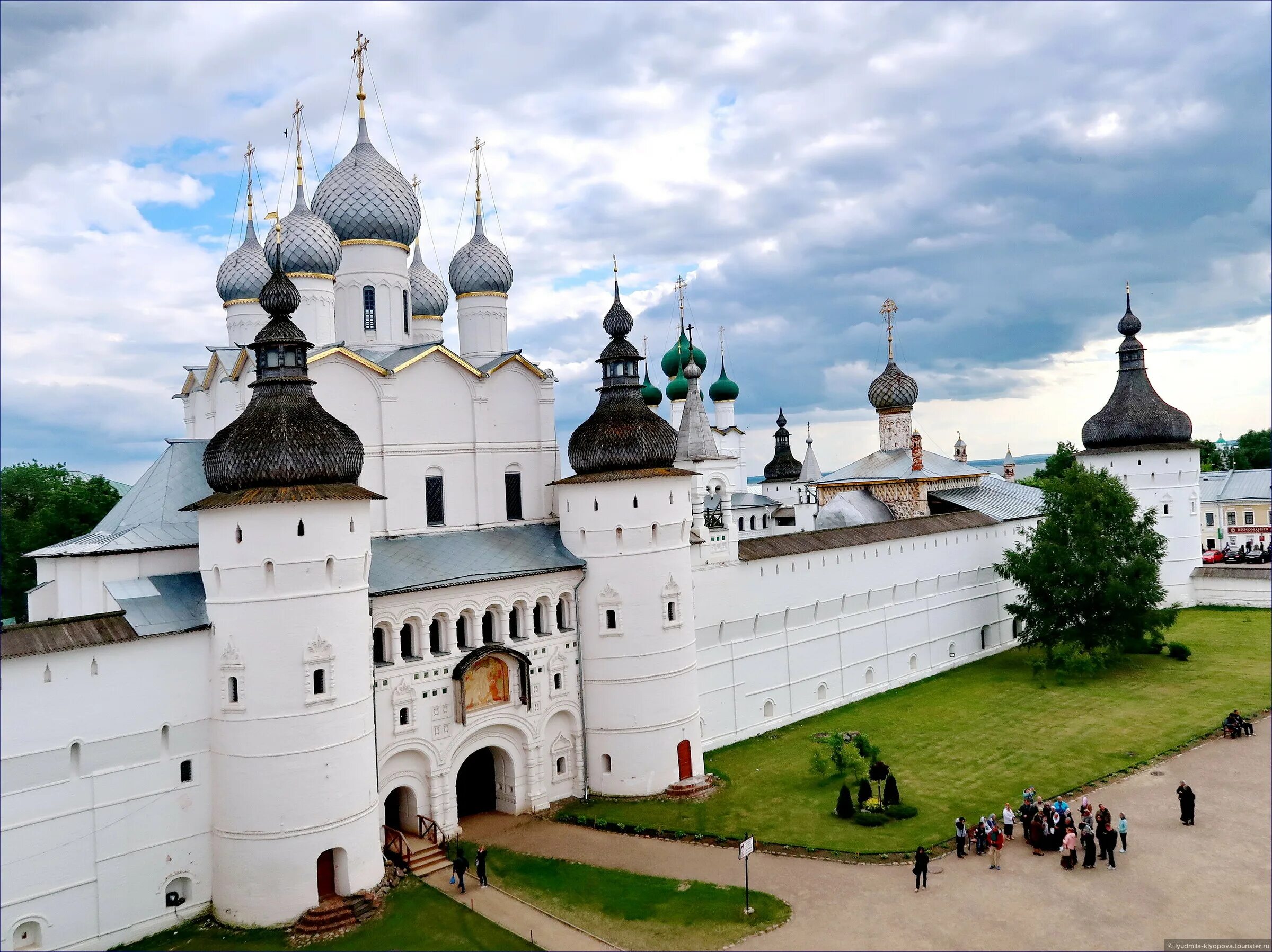 ростов великий вакансии на сегодня. ростов великий форт. лазаревский монастырь ростов великий. ввк ростов великий. промышленность ростова великого.