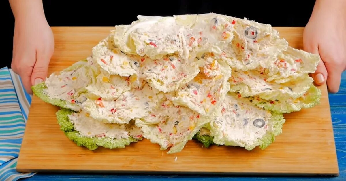 Необычные голубцы. Чимчи капуста корейская. Как пожарить пекинскую капусту вкусно на сковороде. Закуска из пекинской капусты. Фаршированная пекинская капуста.