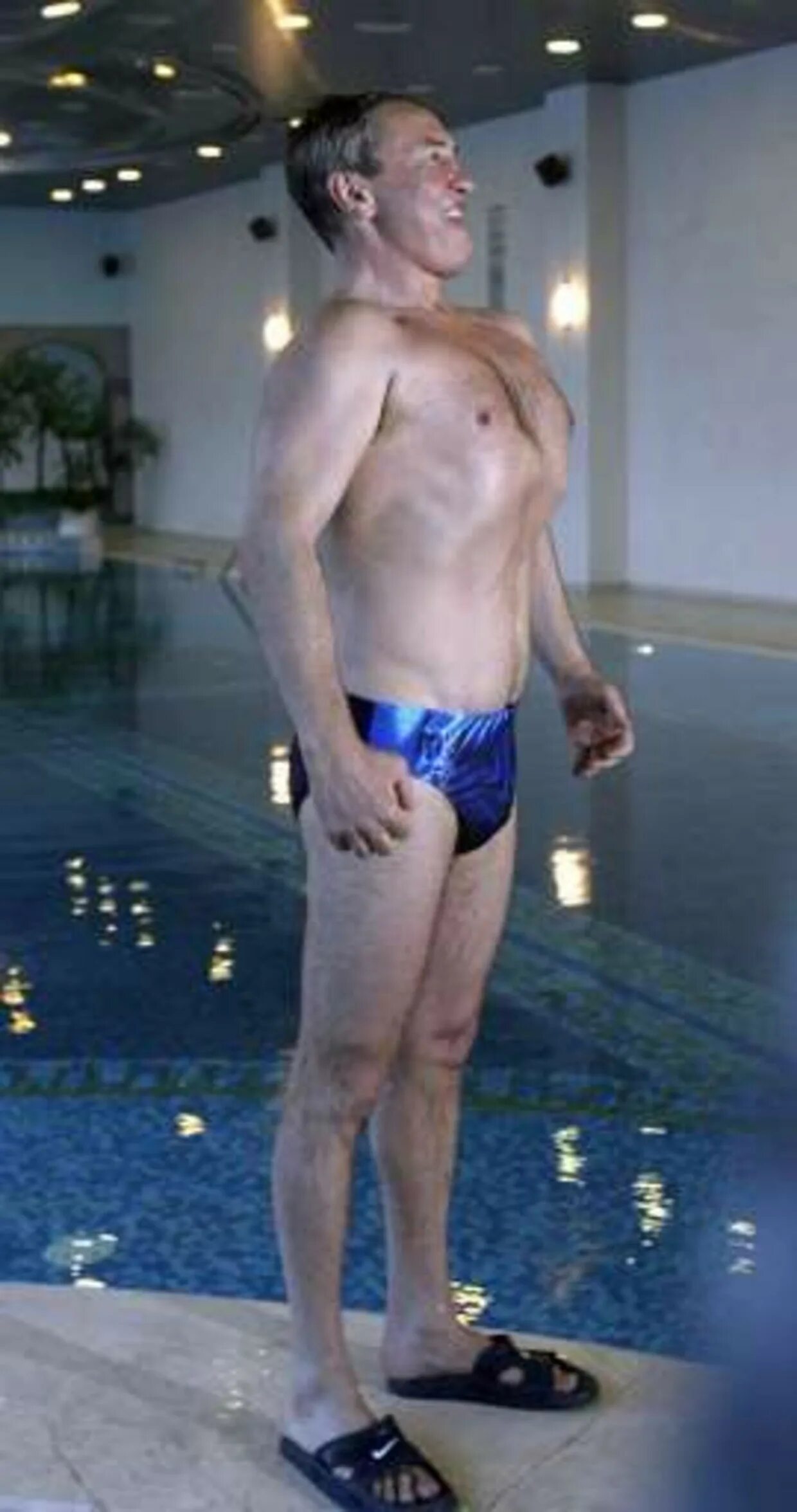 Дмитрий Медведев Голый