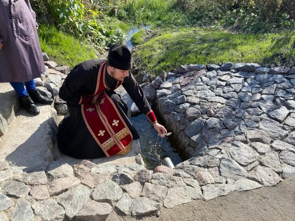 Открытие родника. Открытие родника. "поющий родник" нижний новгород. Открытие родника. В б.
