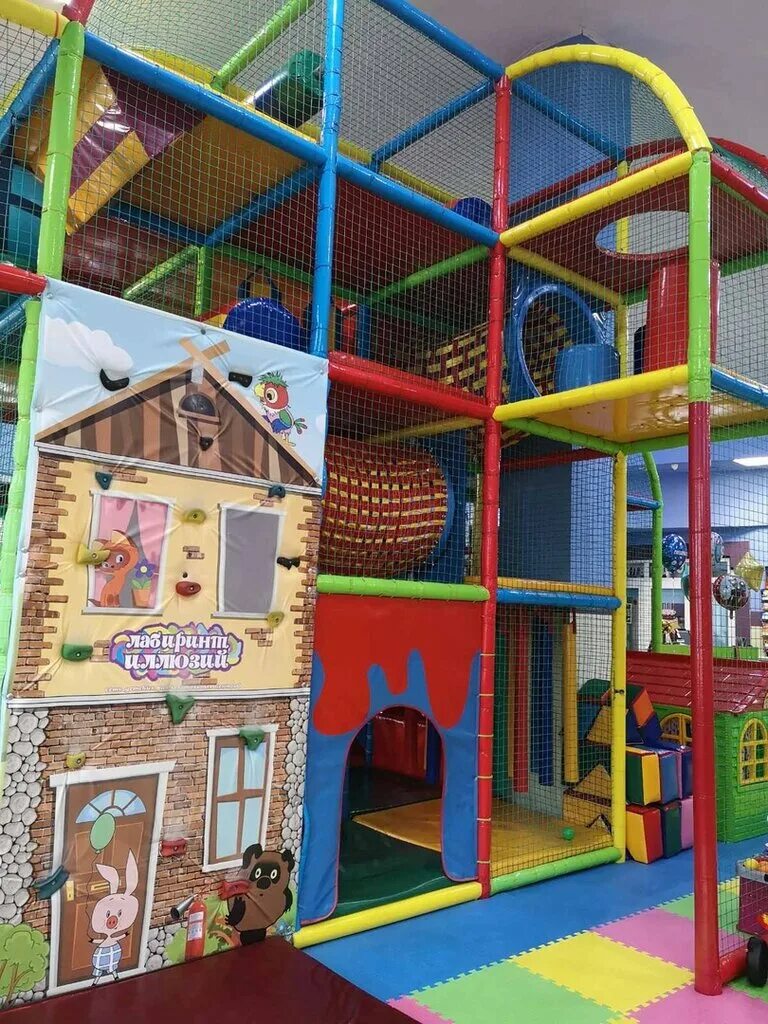 Детский комплекс лабиринт. Центр лабиринт. Лабиринт дрц 8,5м 8,5 м. Игровые лабиринты для детей в торговых центрах. Игровой лабиринт.