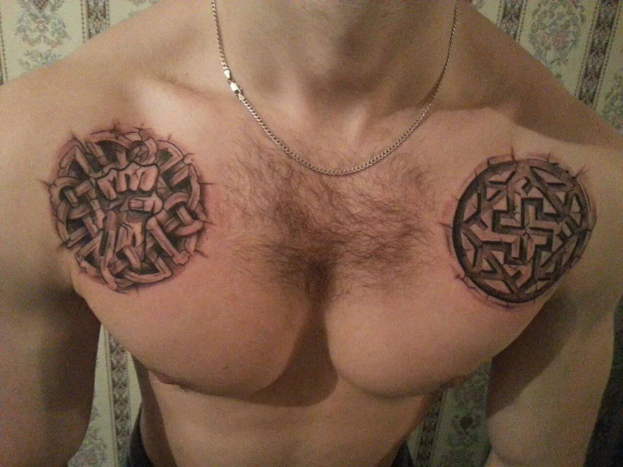 сварожич и родимич отличия. тату символ молвинец. обереги славян молвинец. славянский оберег тату значение. талисман свадебник тату.