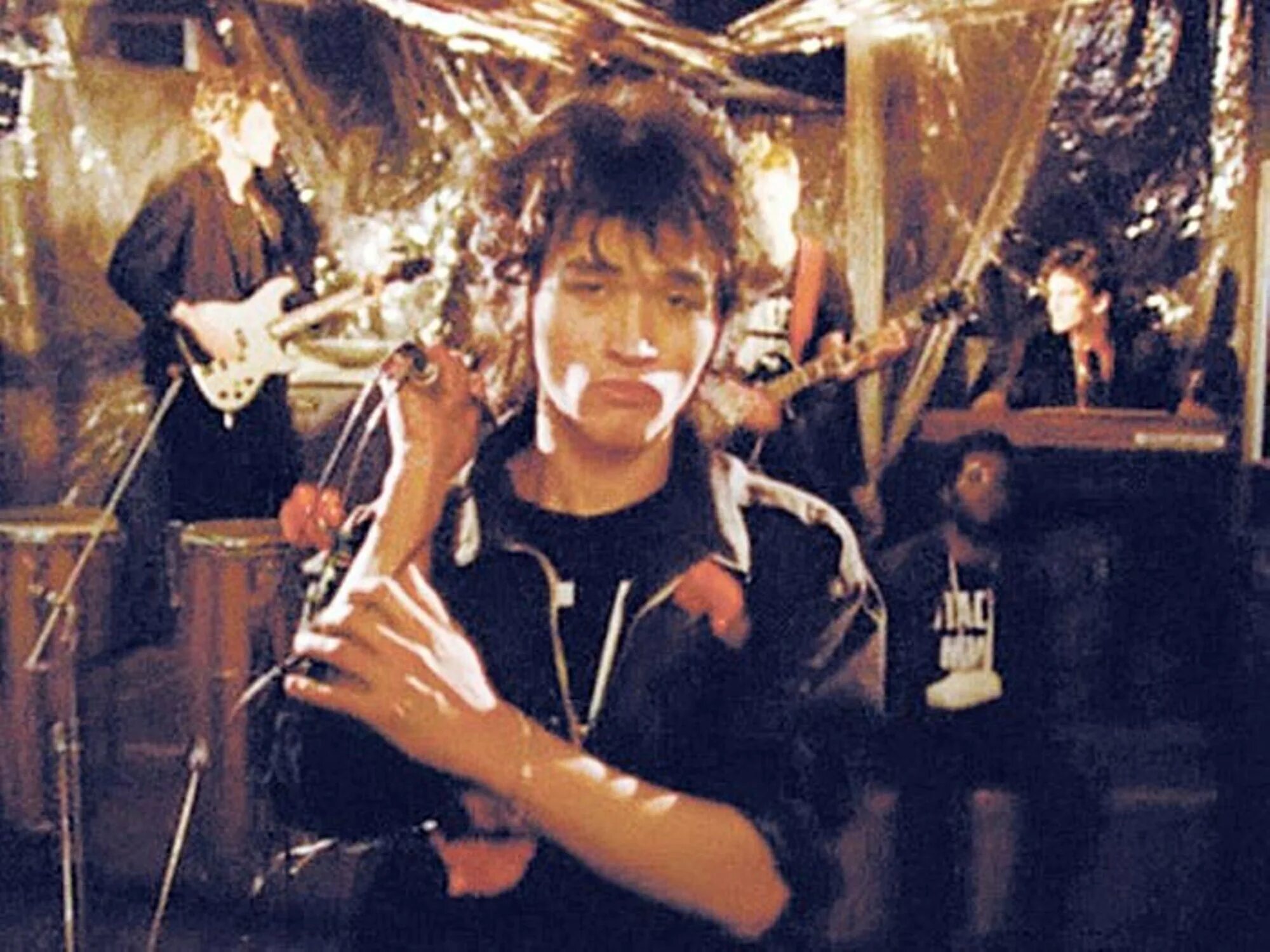 Асса фильм 1987 цой. Виктор цой асса. Цой асса. Асса фильм 1987 цой. Асса цой.