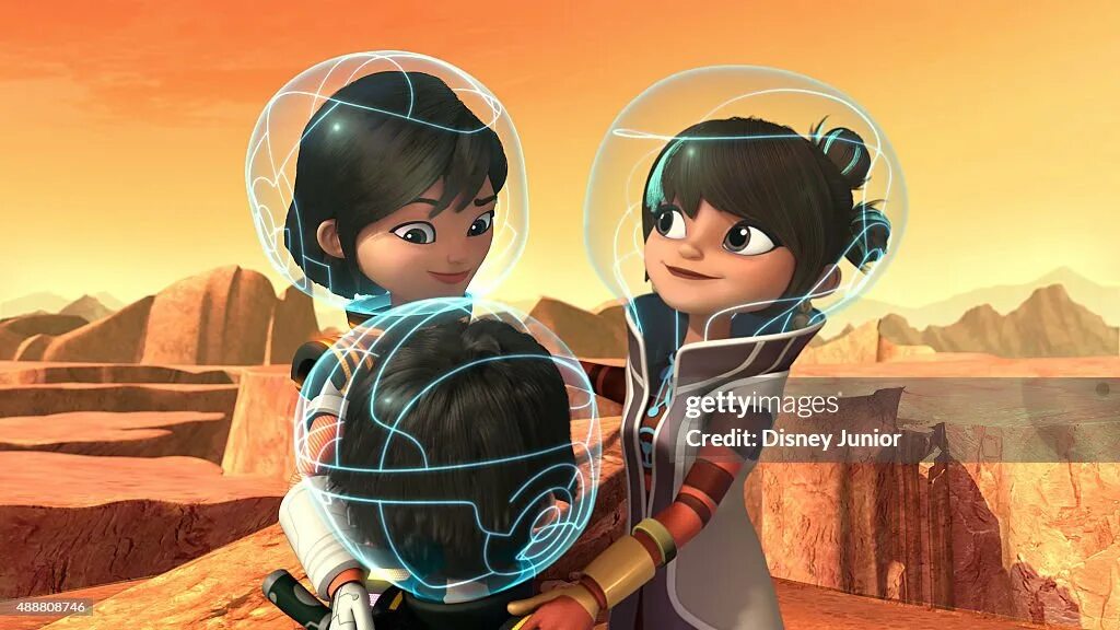 Miles vs. Майлз против Майлз. Лоретта Каллисто. Miles from Tomorrowland Mars. Майлз Каллисто спереди.