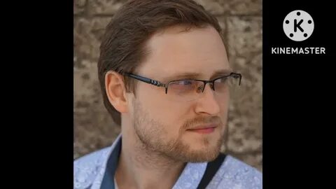 Куплинов сколько ему лет